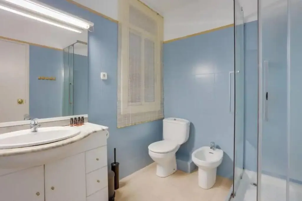 Sant Joan Entresol Apartment Barcelona